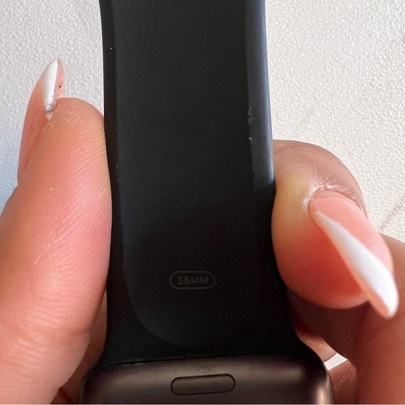 Apple Series 3 38mm GPS + Cellular Black Gray Smartwatch - Picture 6 of 9